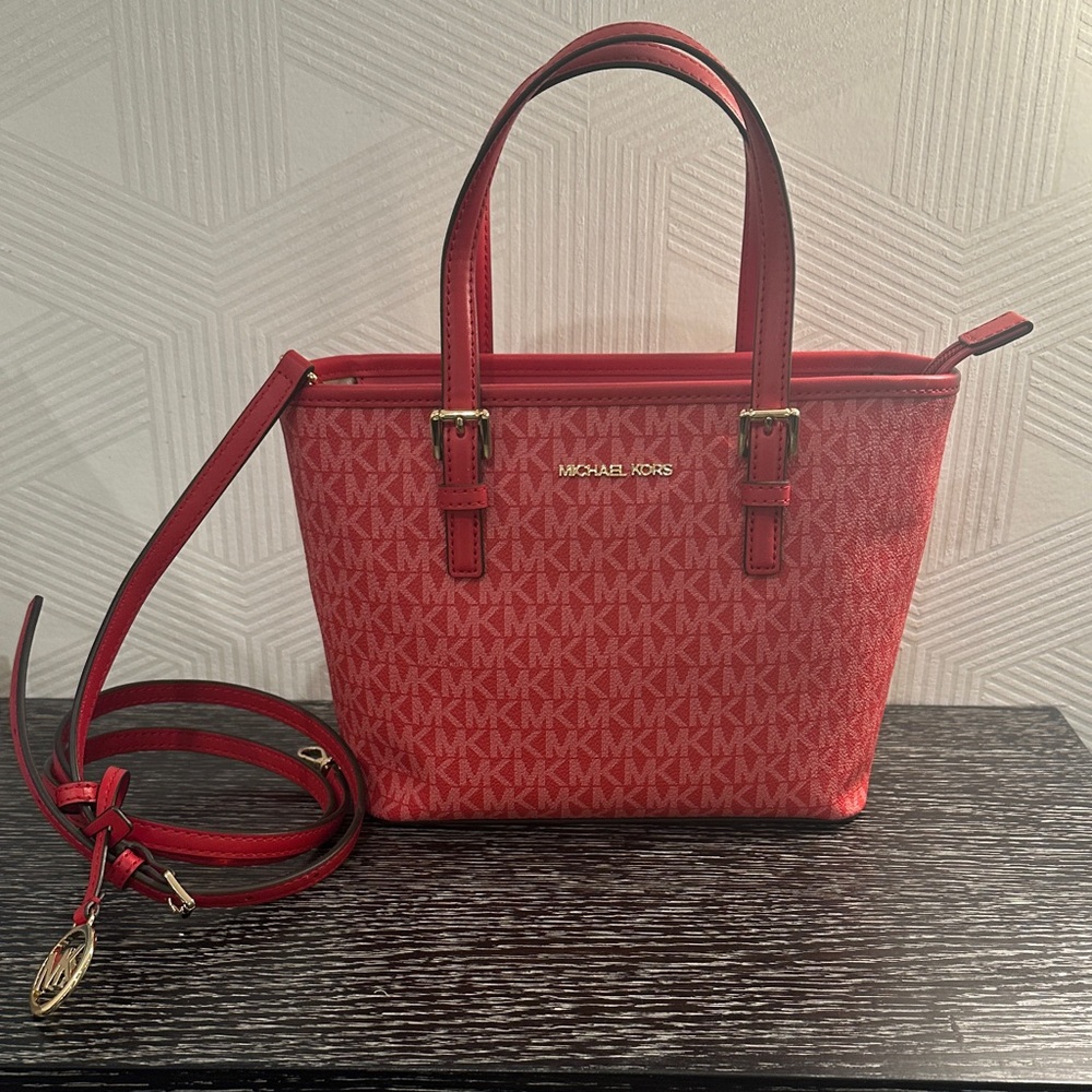 Michael Kors Jet Set Extra Small Logo Tote